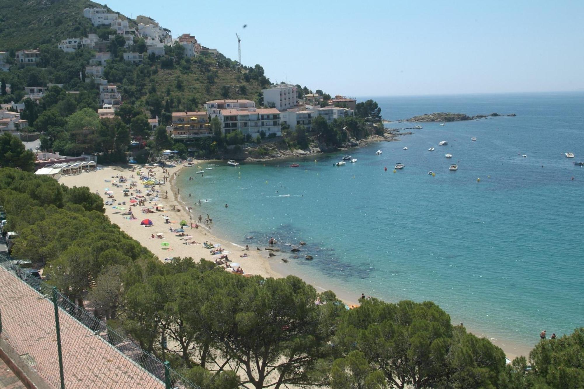 Canyelles Platja Hotel Roses Exterior photo